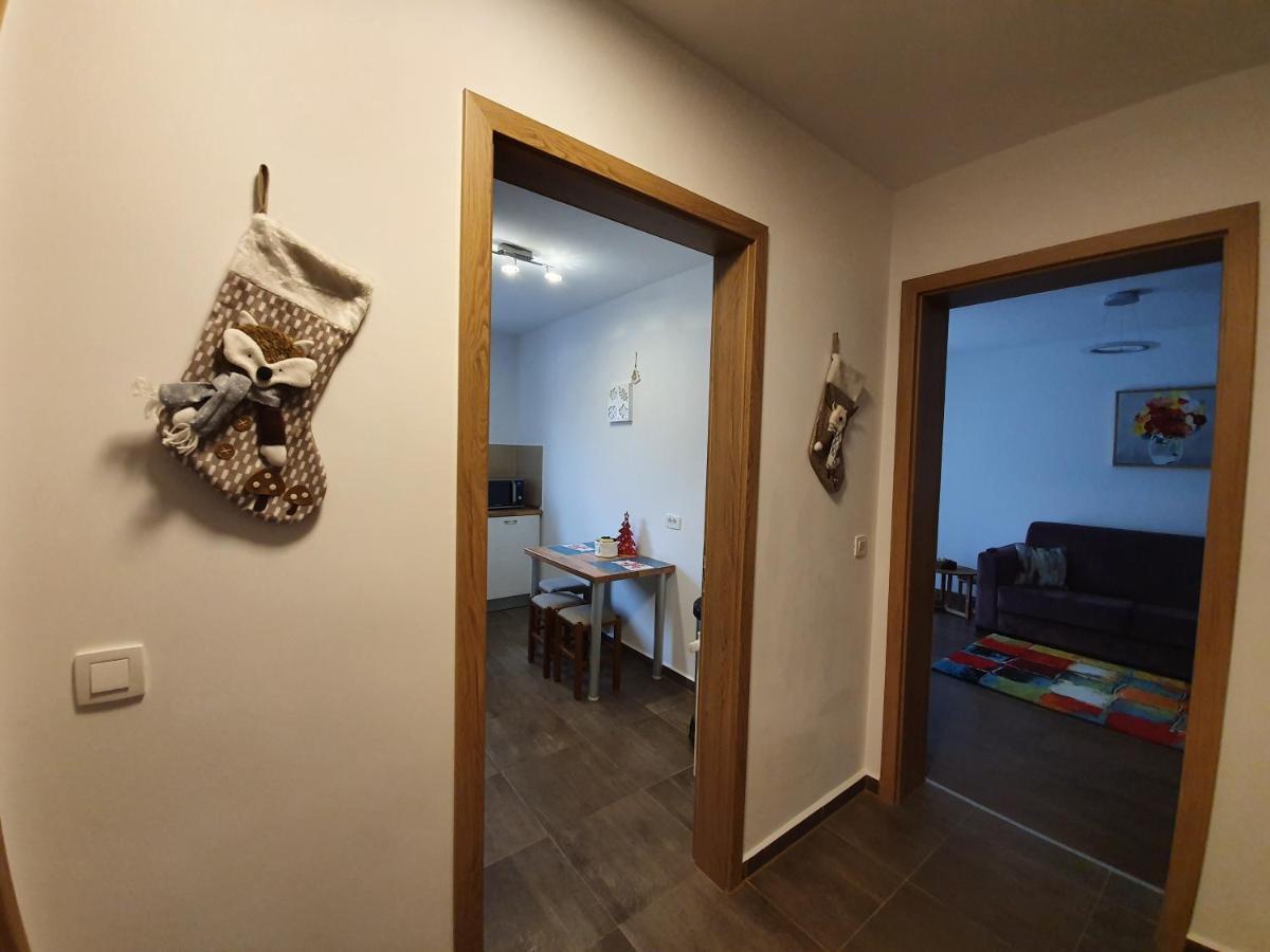 Mei Μπρασόβ Εξωτερικό φωτογραφία